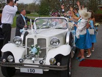 Cheshire and Lancashire Wedding cars 1103233 Image 2